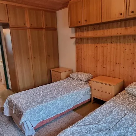 2 Bedroom Near Vienna Airport, Train To Vienna Appartamento *