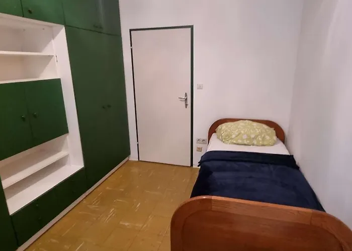 In 2 Bedrooms - 3 Beds, Airport Nearby 公寓 菲施蒙德多夫